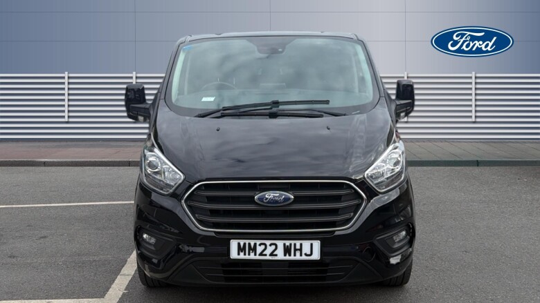 Ford Transit Custom 300 L2 Diesel Fwd 2.0 EcoBlue 130ps Low Roof D/Cab Limited Van